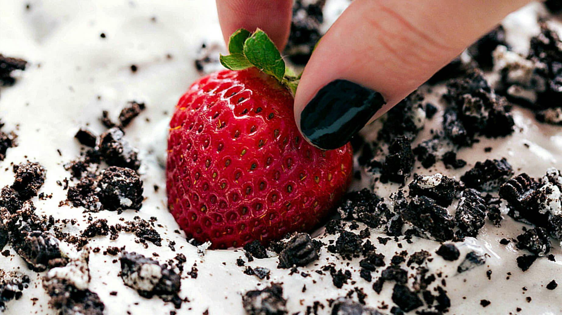 Recipe image for Cookies & Cream Dip.